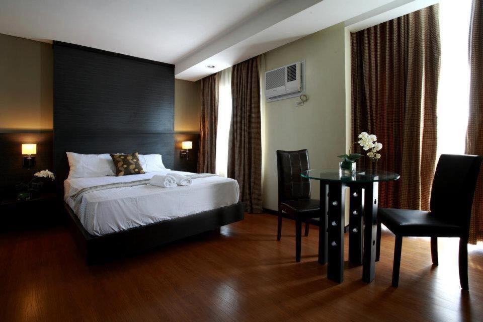 Makati Boutique Hotel Near Naia Airport Terminal 3 Edsa Pasay Cbd Makati City Luaran gambar