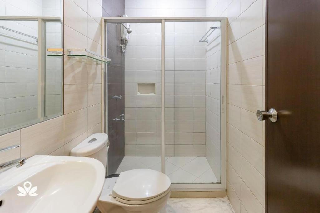 Makati Boutique Hotel Near Naia Airport Terminal 3 Edsa Pasay Cbd Makati City Luaran gambar