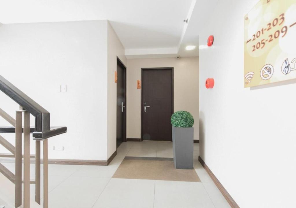 Makati Boutique Hotel Near Naia Airport Terminal 3 Edsa Pasay Cbd Makati City Luaran gambar