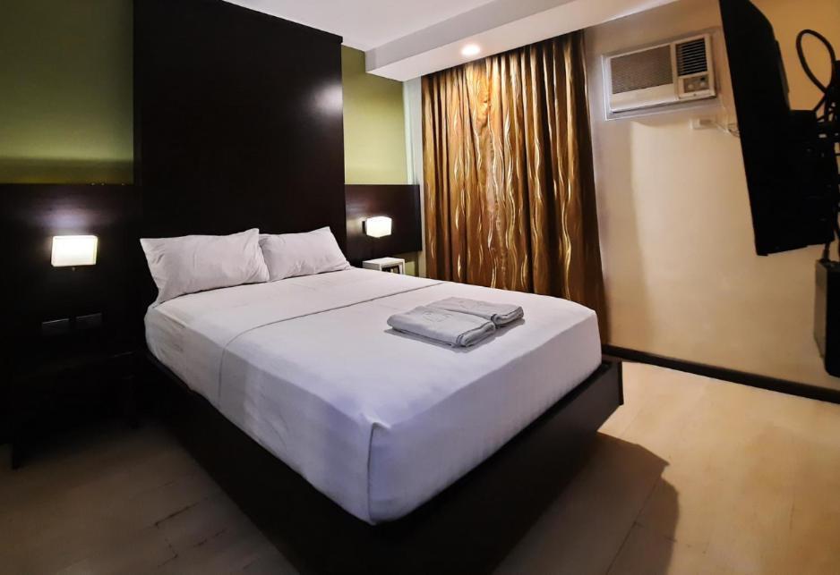 Makati Boutique Hotel Near Naia Airport Terminal 3 Edsa Pasay Cbd Makati City Luaran gambar