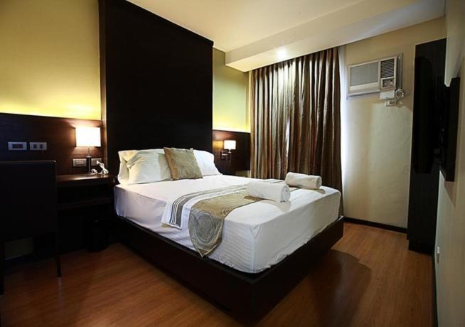 Makati Boutique Hotel Near Naia Airport Terminal 3 Edsa Pasay Cbd Makati City Luaran gambar